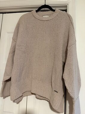 Abercrombie & Fitch Cream Sweater